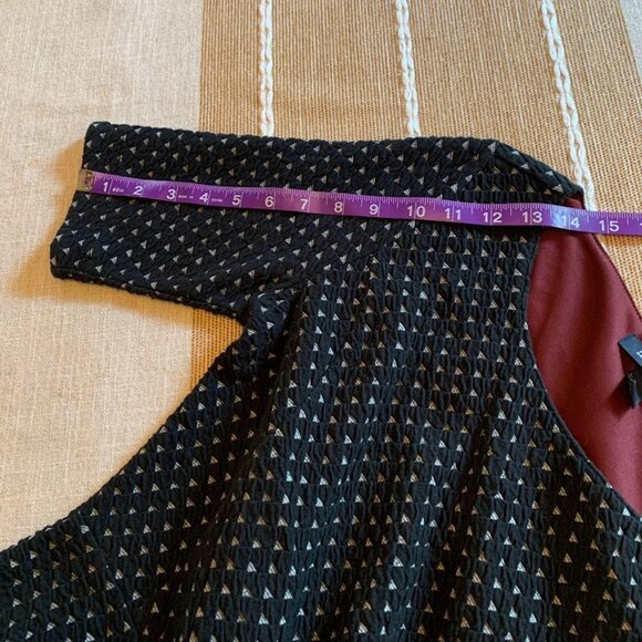 Lands' End Textured Dress - Black and White - Size S (6-8) - Picture 6 of 9